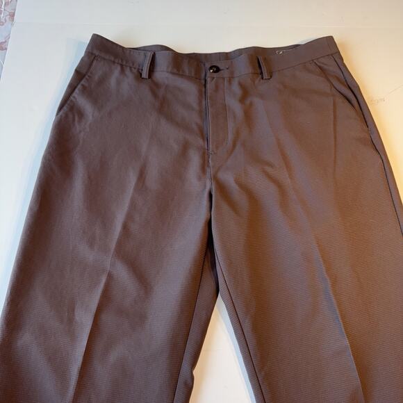 Adidas Climacool Golf Pants size 38X30 Mens Brown Vented Performance Pant - Picture 3 of 7